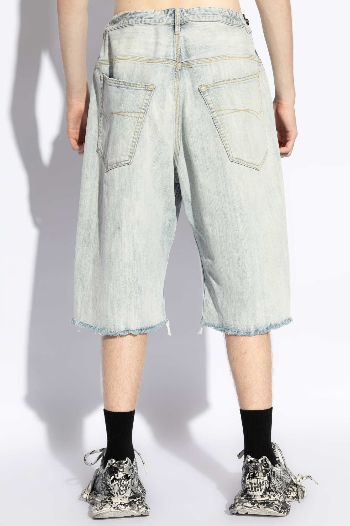 ショーツ BALENCIAGA DENIM SHORTS Balenciaga - Skater Wide-Leg Distressed Denim Shorts - Blue